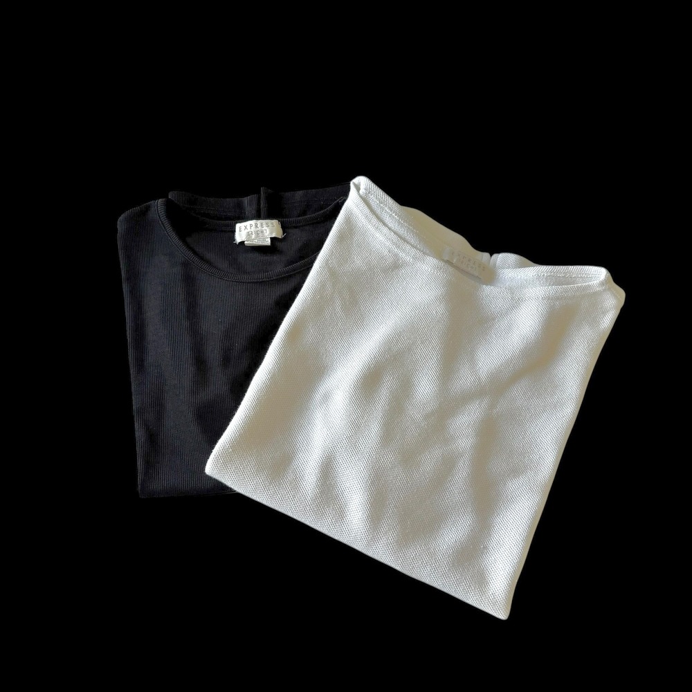 Express Tricot Bundle Black & White Textured Short Sleeve Tops Size M
